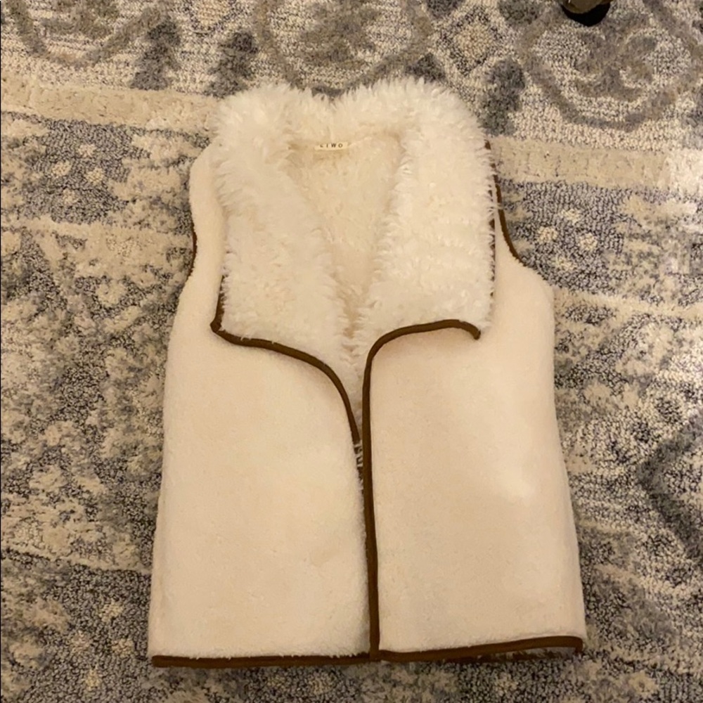 Fleece Vest